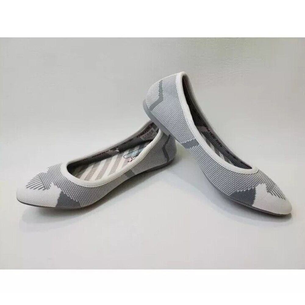 Skechers Women's Gray and White Knit Ballet Flats - Size 8.5